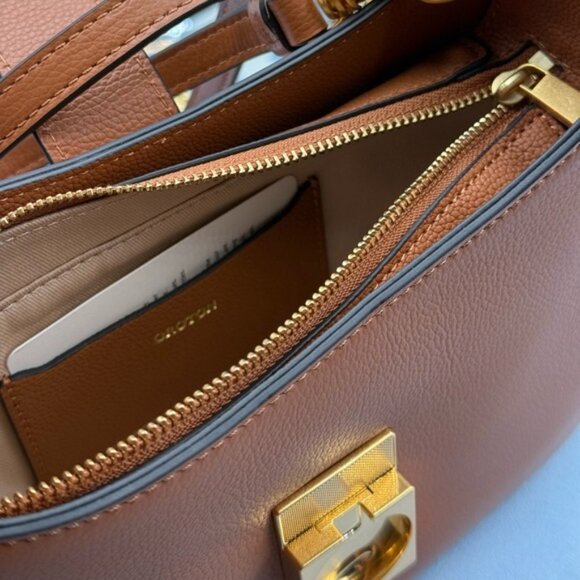 🆕 OROTON 🧿 NWOT Yvonne Baguette Shoulder Bag, Tan - Picture 11 of 14